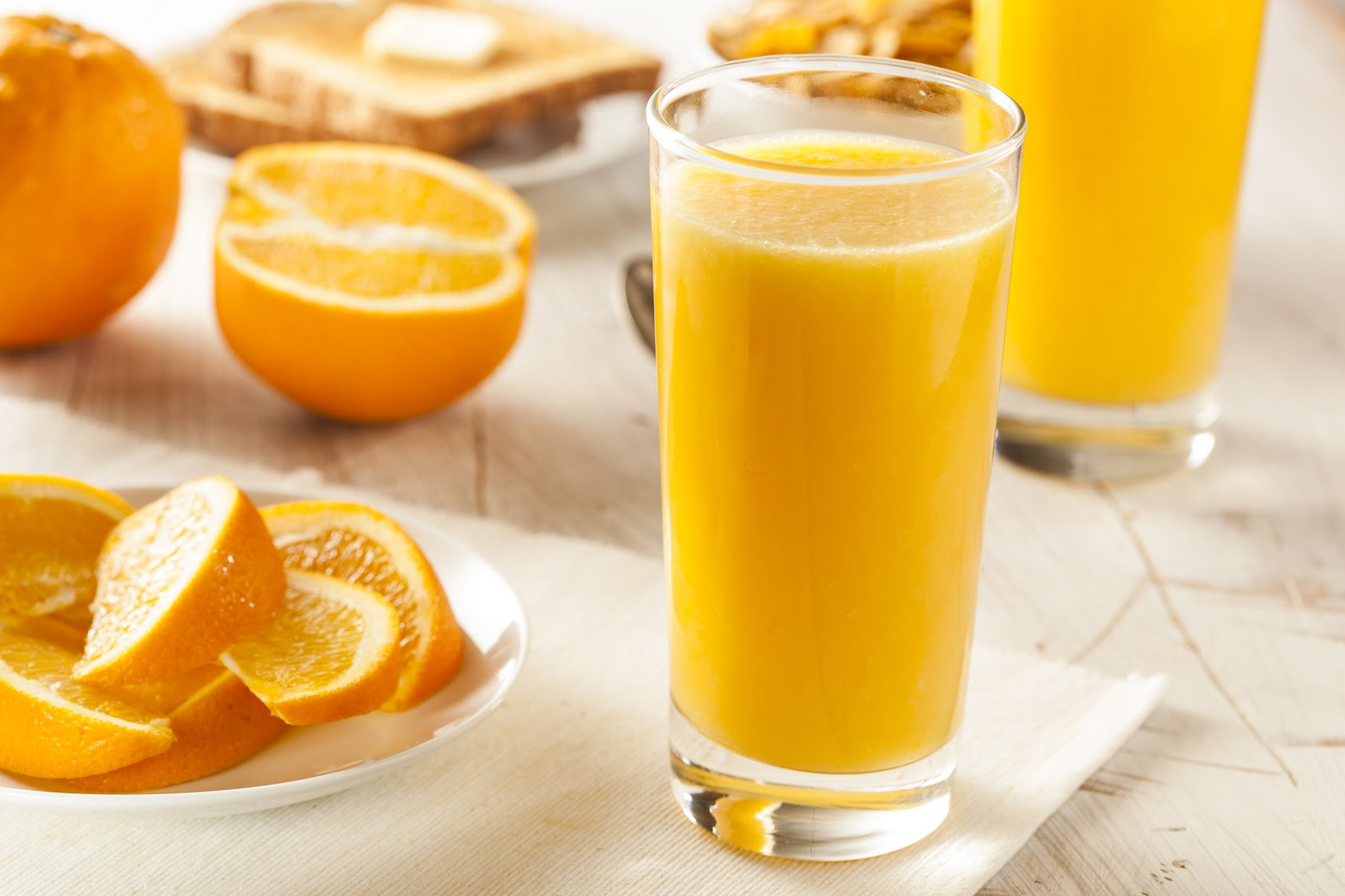 Key Benefits of Drinking Orange Juices